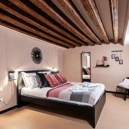Giano Host - San Bernardo Apartment Genova Exterior foto