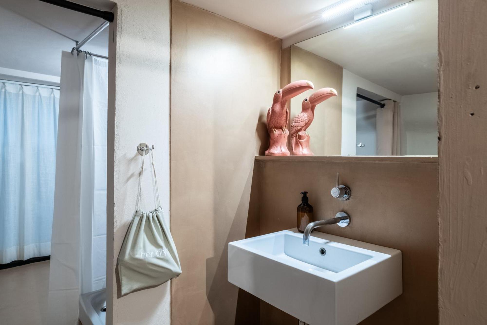 Giano Host - San Bernardo Apartment Genova Exterior foto